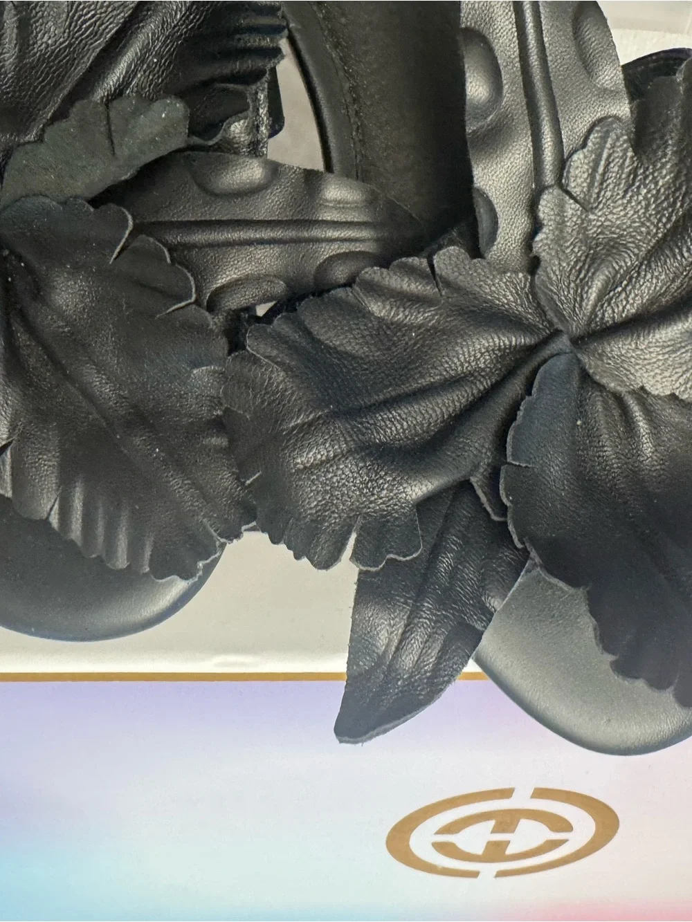 CECELIA NEW YORK Black Floral Leaf Slide Sandals
